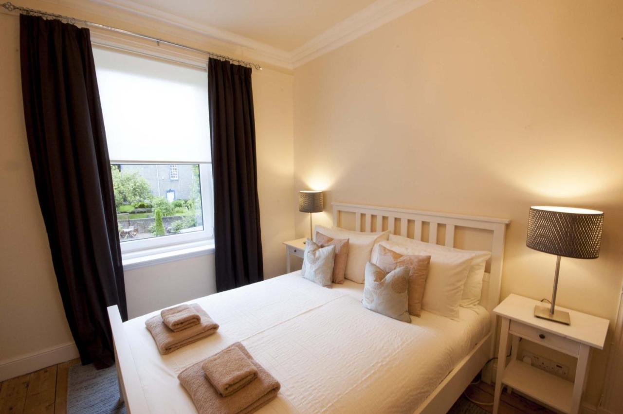 Вилла Pear Tree House Стерлинг Экстерьер фото